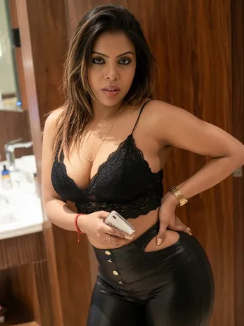 housewife call girls Kolkata